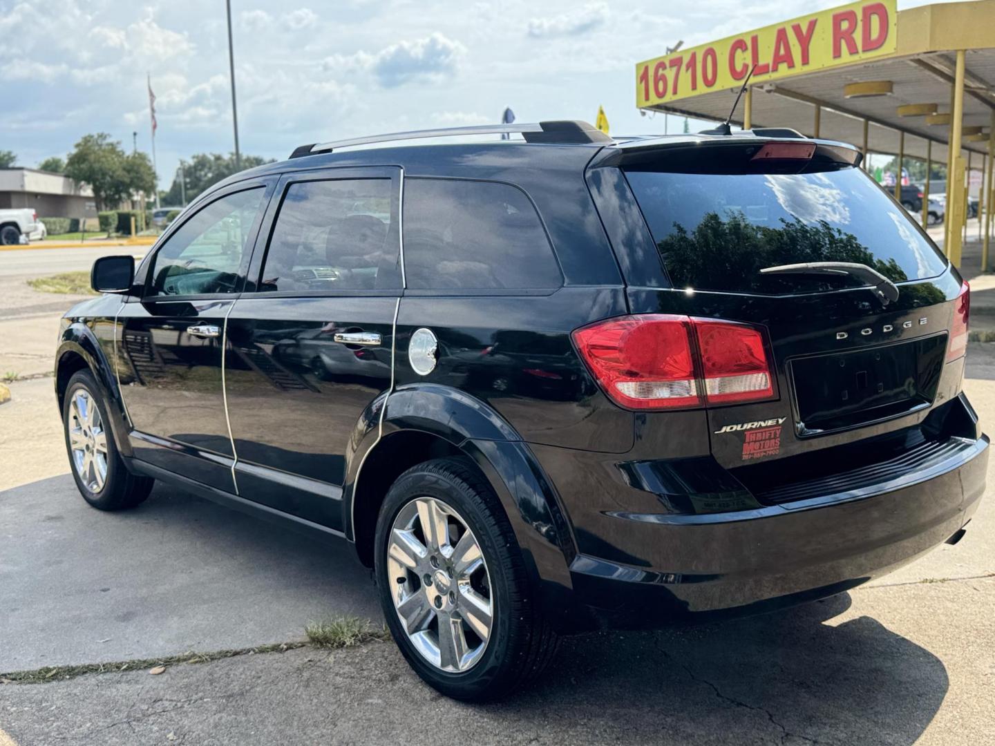 2015 Black /BLACK Dodge Journey (3C4PDCAB6FT) , Automatic transmission, located at 16710 Clay Rd., Houston, TX, 77084, (281) 859-7900, 29.834864, -95.656166 - Photo#5