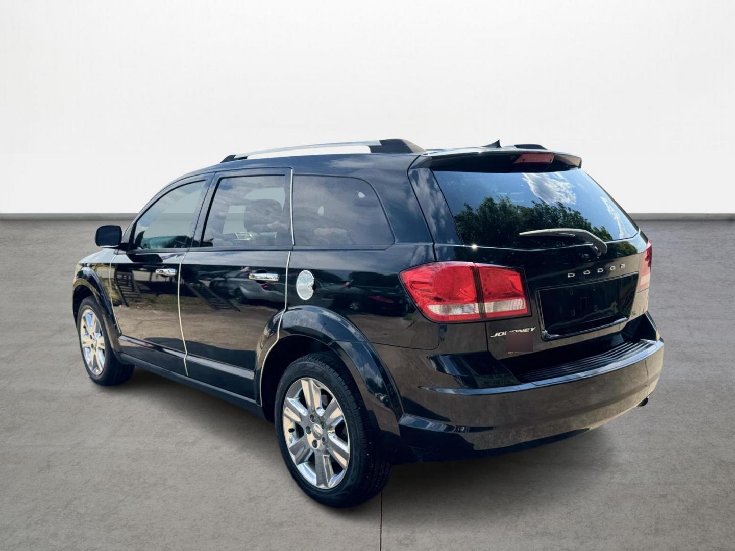 2015 Black /BLACK Dodge Journey (3C4PDCAB6FT) , Automatic transmission, located at 16710 Clay Rd., Houston, TX, 77084, (281) 859-7900, 29.834864, -95.656166 - Photo#4