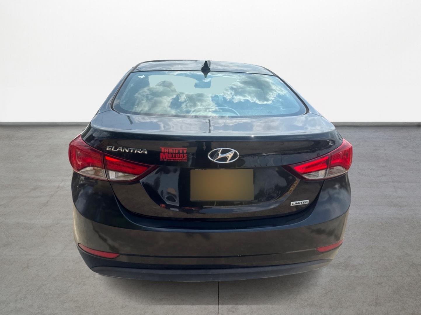 2015 Hyundai Elantra Limited (5NPDH4AE3FH) with an 1.8L L4 DOHC 16V engine, 6-Speed Automatic transmission, located at 16710 Clay Rd., Houston, TX, 77084, (281) 859-7900, 29.834864, -95.656166 - Photo#5