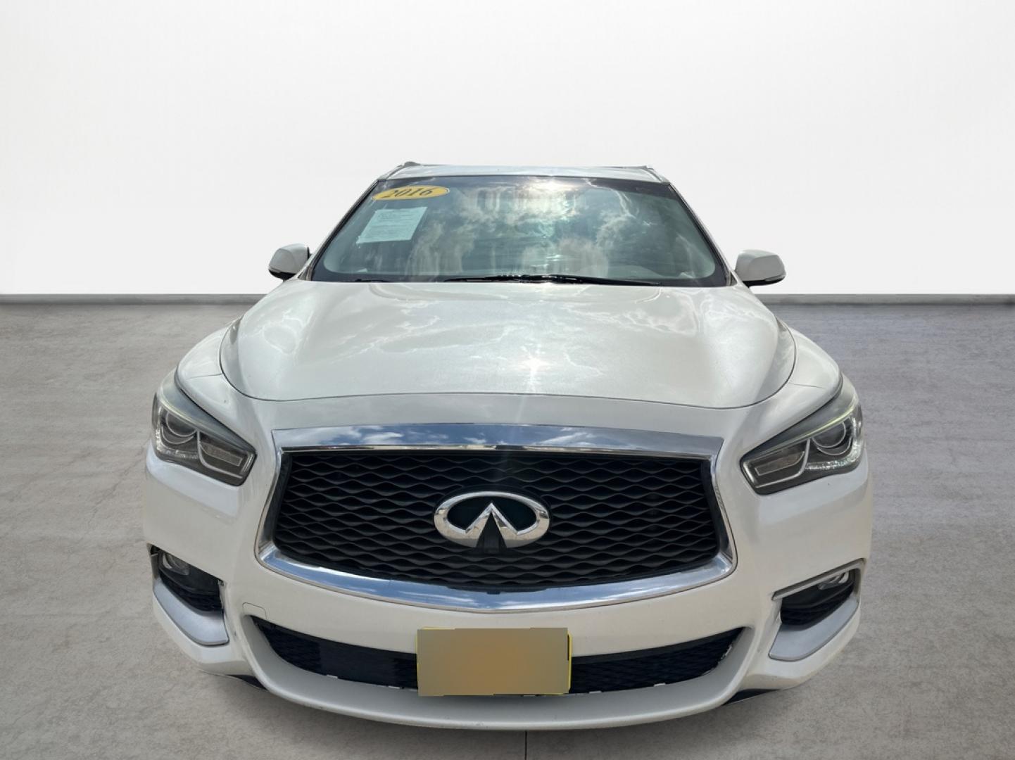 2016 Infiniti QX60 (5N1AL0MN6GC) , located at 16710 Clay Rd., Houston, TX, 77084, (281) 859-7900, 29.834864, -95.656166 - Photo#1