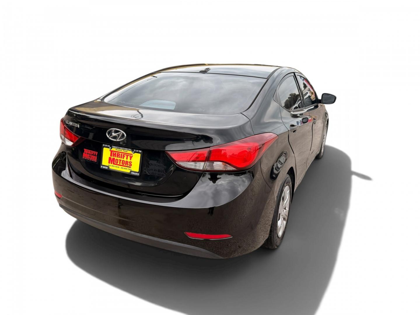 2016 Hyundai Elantra (KMHDH4AEXGU) , located at 16710 Clay Rd., Houston, TX, 77084, (281) 859-7900, 29.834864, -95.656166- Photo#4