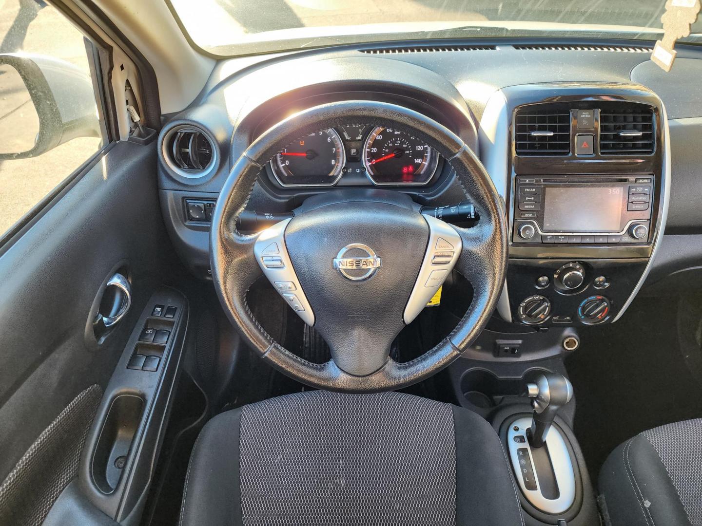 2018 White /Gray Nissan Versa (3N1CN7AP4JL) , Automatic transmission, located at 16710 Clay Rd., Houston, TX, 77084, (281) 859-7900, 29.834864, -95.656166 - Photo#12