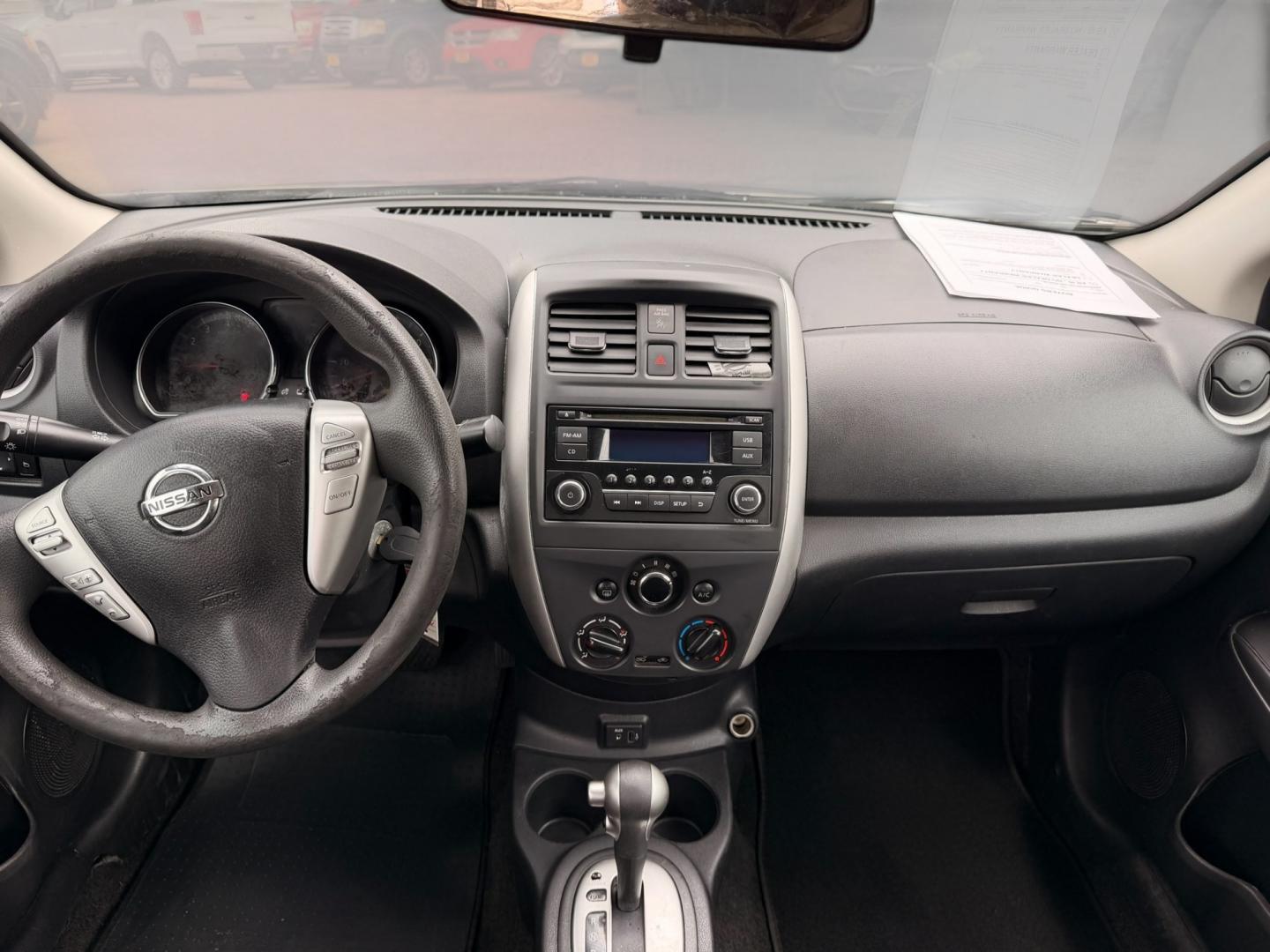 2018 Silver /Gray Nissan Versa (3N1CN7AP9JK) , Automatic transmission, located at 16710 Clay Rd., Houston, TX, 77084, (281) 859-7900, 29.834864, -95.656166- Photo#8
