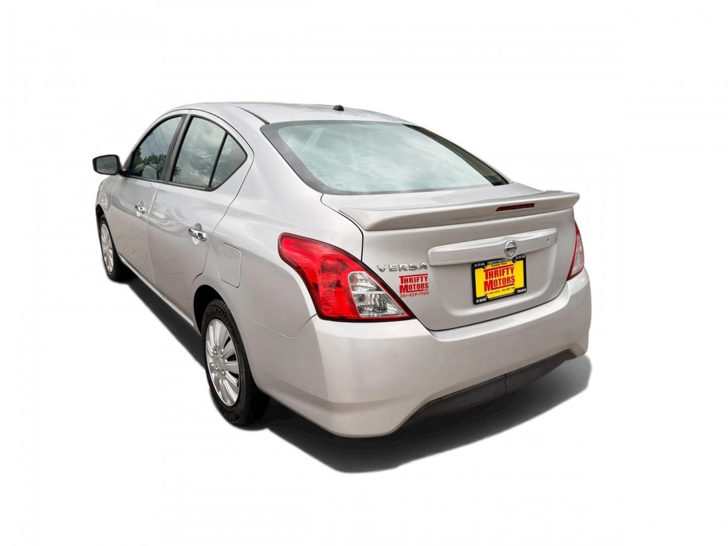 2018 Silver /Gray Nissan Versa (3N1CN7AP9JK) , Automatic transmission, located at 16710 Clay Rd., Houston, TX, 77084, (281) 859-7900, 29.834864, -95.656166- Photo#1