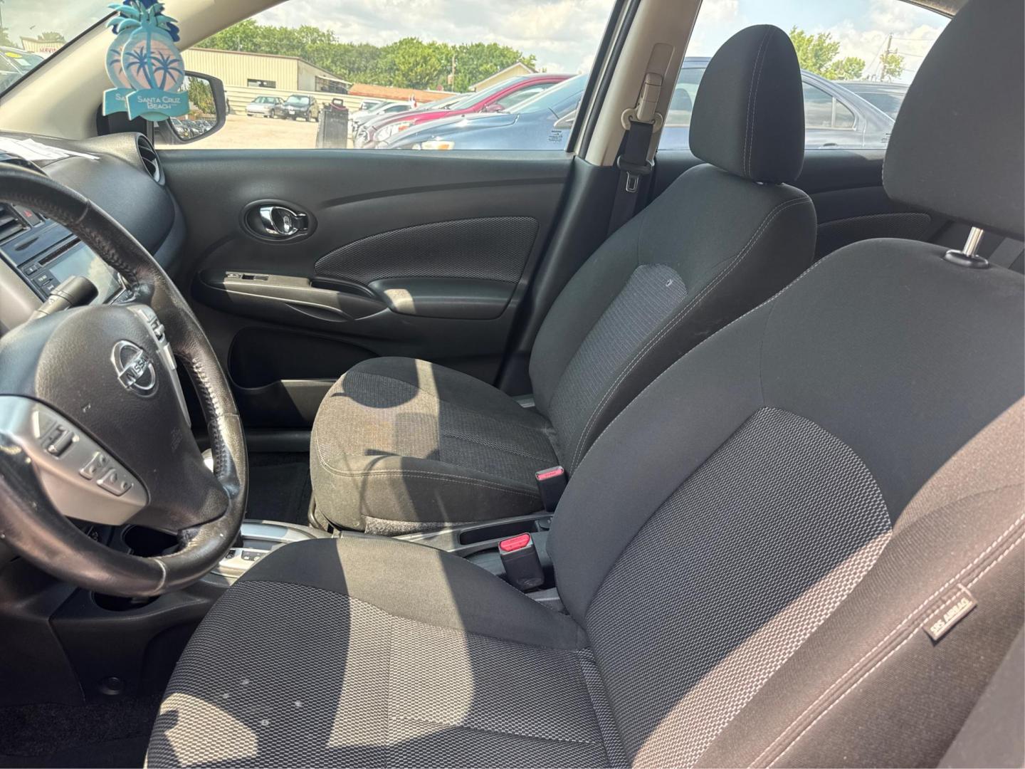 2018 Nissan Versa 1.6 SL Sedan (3N1CN7AP0JL) with an 1.6L L4 DOHC 16V engine, CVT transmission, located at 16710 Clay Rd., Houston, TX, 77084, (281) 859-7900, 29.834864, -95.656166 - Photo#10