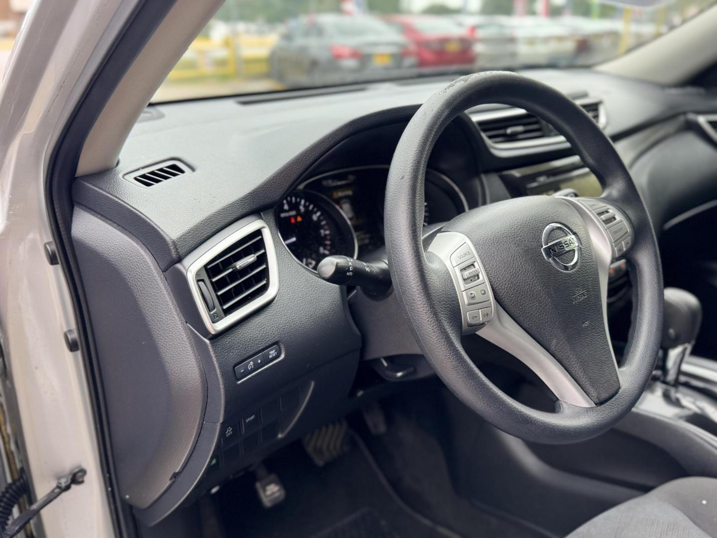 2016 Silver /Gray Nissan Rogue (KNMAT2MT8GP) , located at 16710 Clay Rd., Houston, TX, 77084, (281) 859-7900, 29.834864, -95.656166 - Photo#18