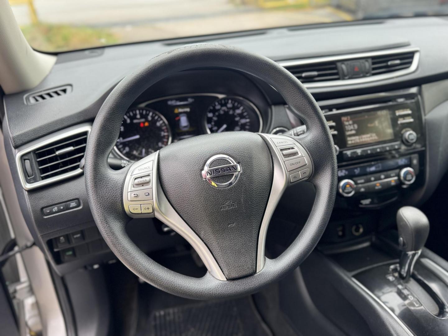 2016 Silver /Gray Nissan Rogue (KNMAT2MT8GP) , located at 16710 Clay Rd., Houston, TX, 77084, (281) 859-7900, 29.834864, -95.656166 - Photo#27