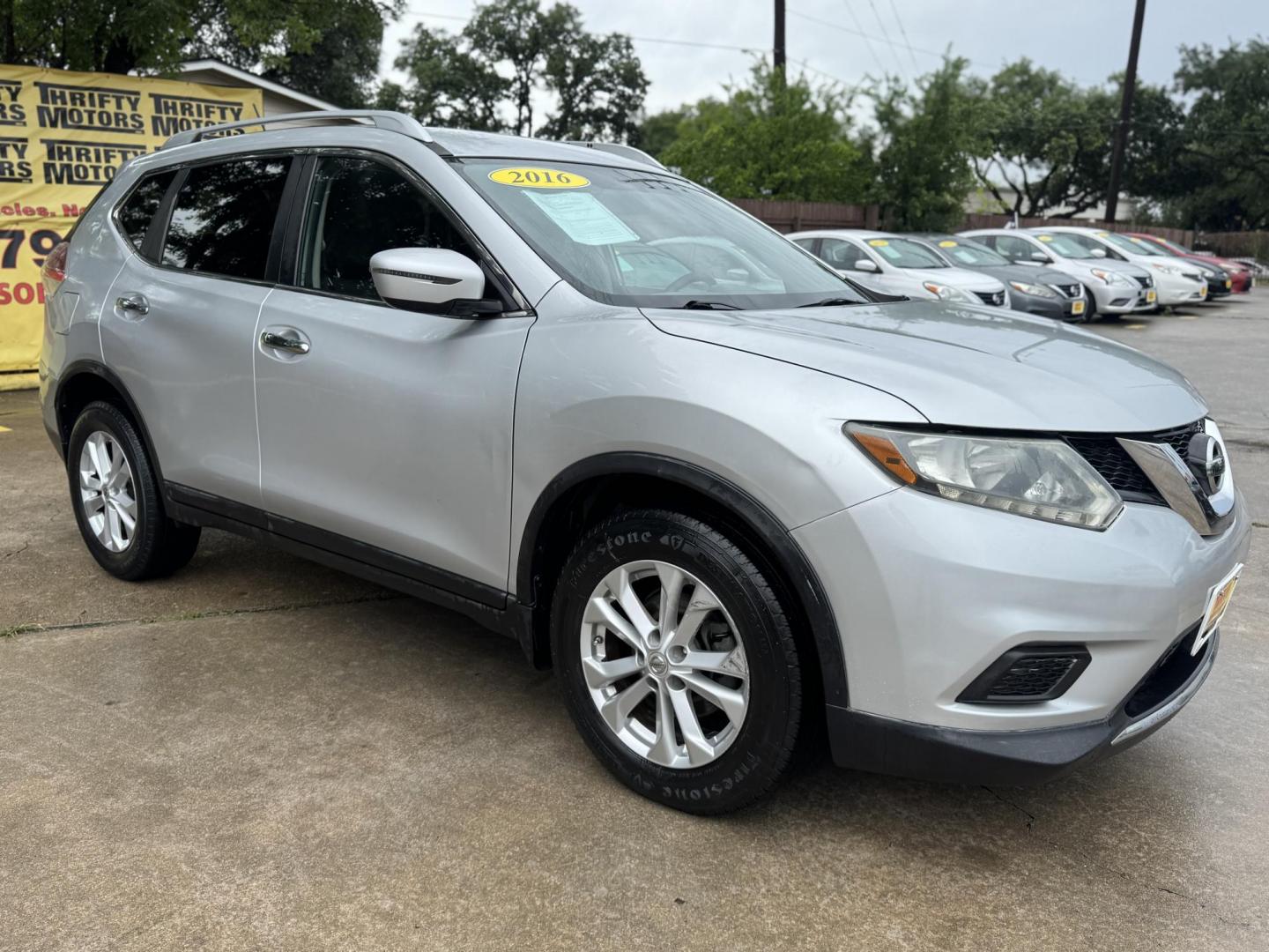 2016 Silver /Gray Nissan Rogue (KNMAT2MT8GP) , located at 16710 Clay Rd., Houston, TX, 77084, (281) 859-7900, 29.834864, -95.656166 - Photo#34