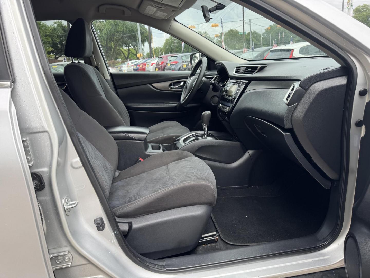 2016 Silver /Gray Nissan Rogue (KNMAT2MT8GP) , located at 16710 Clay Rd., Houston, TX, 77084, (281) 859-7900, 29.834864, -95.656166 - Photo#49