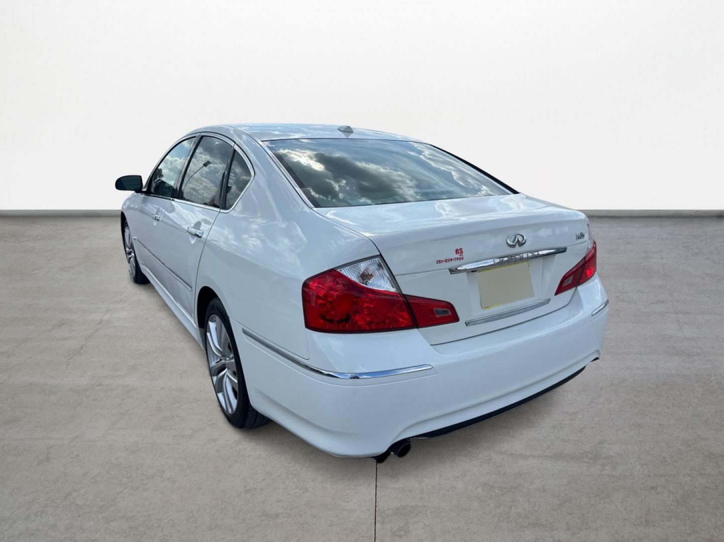 2010 Infiniti M (JN1CY0AP6AM) , located at 16710 Clay Rd., Houston, TX, 77084, (281) 859-7900, 29.834864, -95.656166 - Photo#6