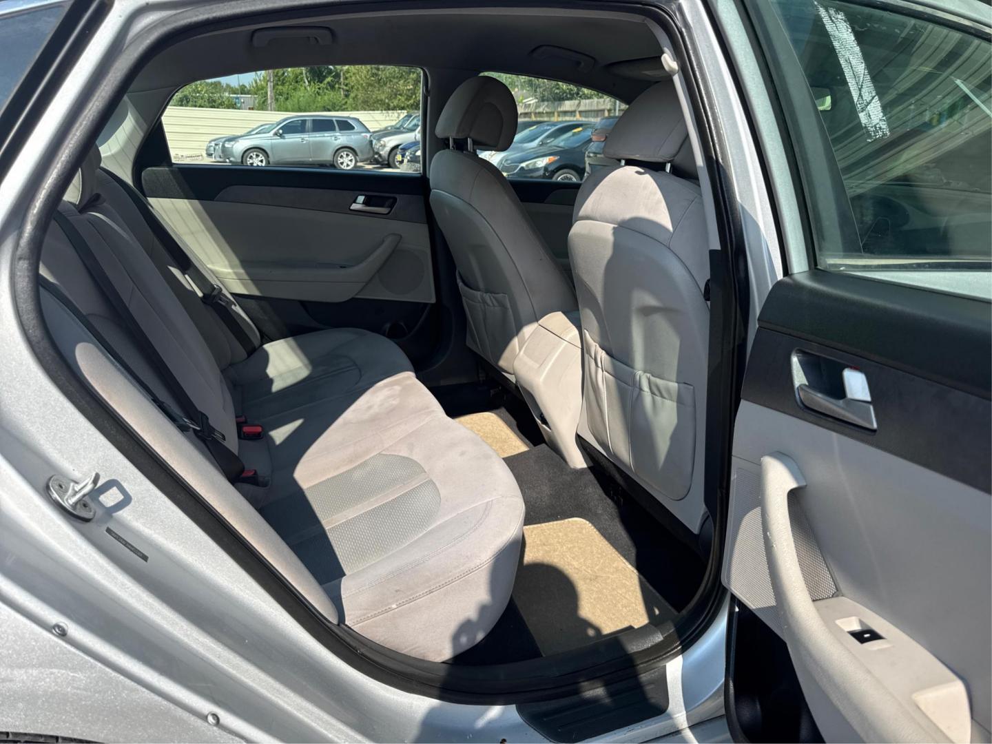 2017 Hyundai Sonata (5NPE24AF7HH) , located at 16710 Clay Rd., Houston, TX, 77084, (281) 859-7900, 29.834864, -95.656166 - Photo#8