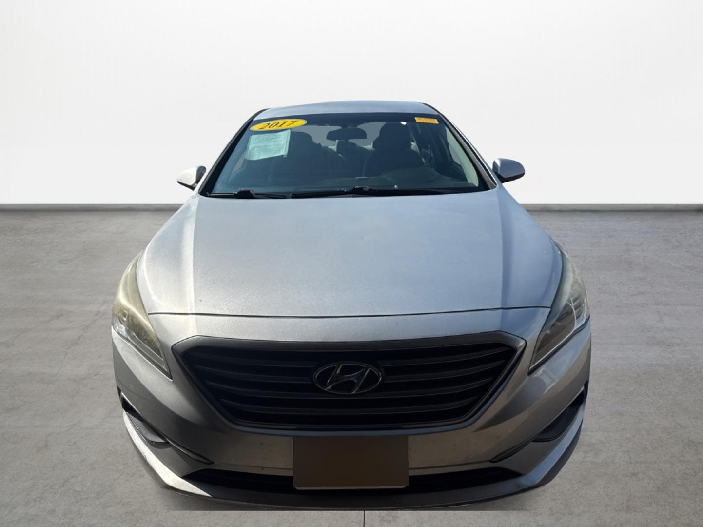 2017 Hyundai Sonata (5NPE24AF7HH) , located at 16710 Clay Rd., Houston, TX, 77084, (281) 859-7900, 29.834864, -95.656166 - Photo#11