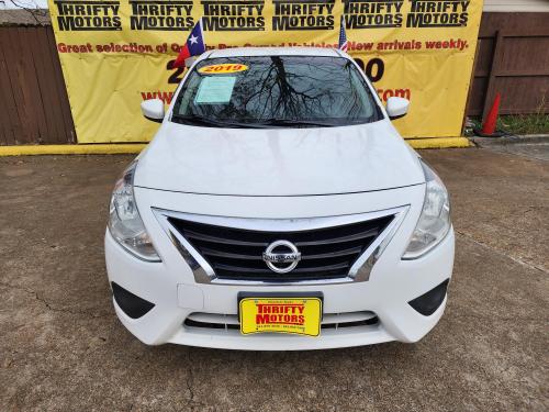 2019 Nissan Versa 1.6 SV Sedan