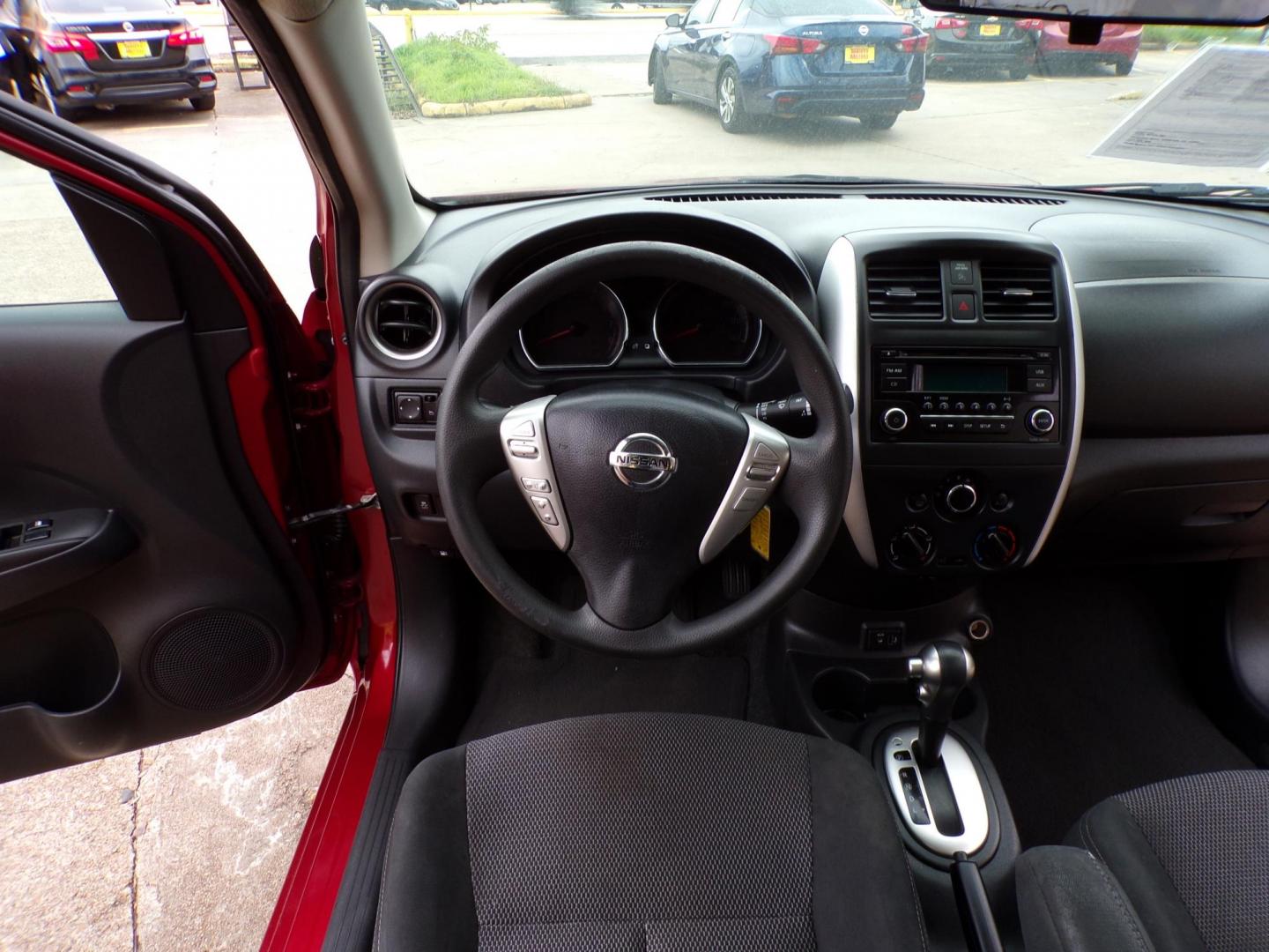 2018 Red /Gray Nissan Versa 1.6 SL Sedan (3N1CN7AP5JL) with an 1.6L L4 DOHC 16V engine, Automatic transmission, located at 16710 Clay Rd., Houston, TX, 77084, (281) 859-7900, 29.834864, -95.656166 - Photo#8