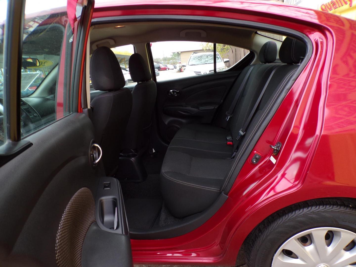 2018 Red /Gray Nissan Versa 1.6 SL Sedan (3N1CN7AP5JL) with an 1.6L L4 DOHC 16V engine, Automatic transmission, located at 16710 Clay Rd., Houston, TX, 77084, (281) 859-7900, 29.834864, -95.656166 - Photo#11