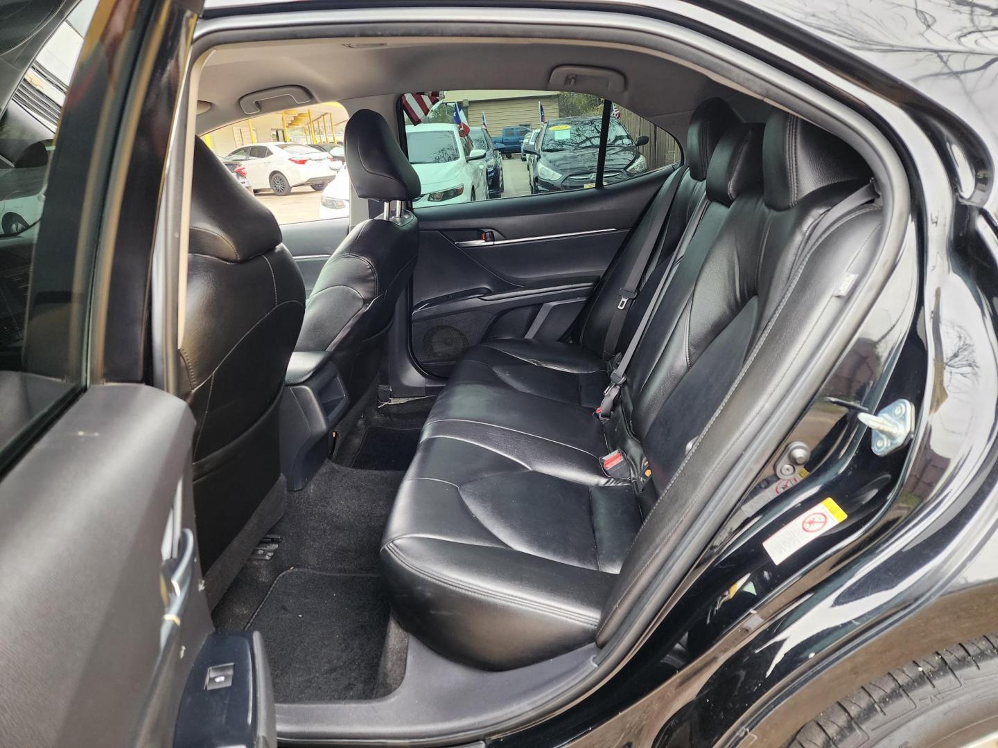 2018 Black /Black Toyota Camry XSE (JTNB11HK9J3) with an 2.5L L4 DOHC 16V engine, Automatic 8-Speed transmission, located at 16710 Clay Rd., Houston, TX, 77084, (281) 859-7900, 29.834864, -95.656166 - Photo#11