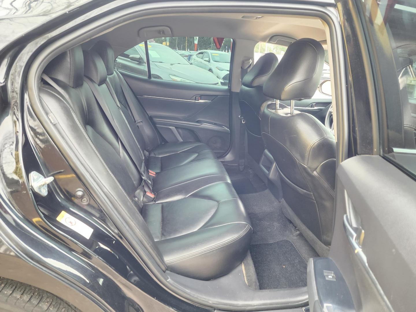 2018 Black /Black Toyota Camry XSE (JTNB11HK9J3) with an 2.5L L4 DOHC 16V engine, Automatic 8-Speed transmission, located at 16710 Clay Rd., Houston, TX, 77084, (281) 859-7900, 29.834864, -95.656166 - Photo#13