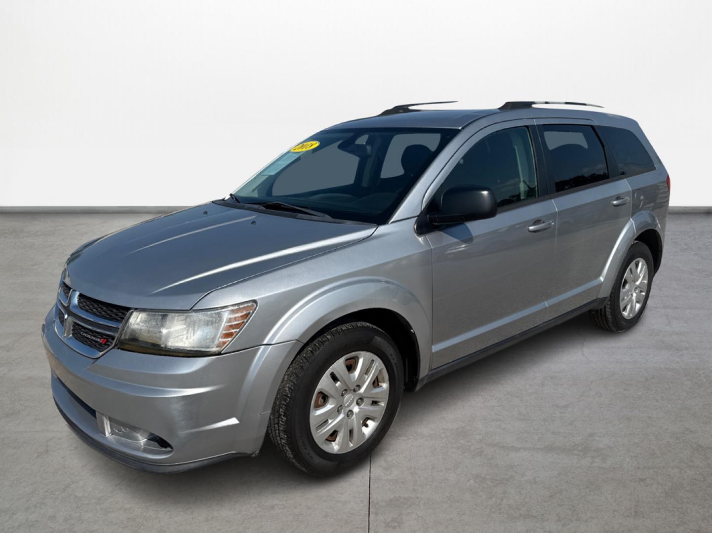 2018 Silver /Gray Dodge Journey SE (3C4PDCAB4JT) with an 2.4L L4 DOHC 16V engine, Automatic transmission, located at 16710 Clay Rd., Houston, TX, 77084, (281) 859-7900, 29.834864, -95.656166 - Photo#0
