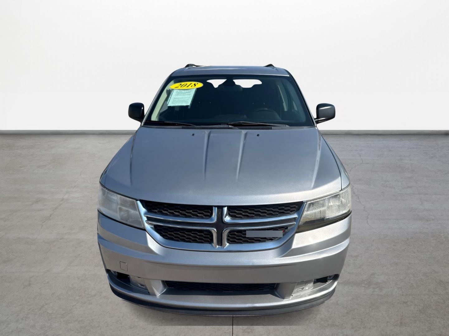 2018 Silver /Gray Dodge Journey SE (3C4PDCAB4JT) with an 2.4L L4 DOHC 16V engine, Automatic transmission, located at 16710 Clay Rd., Houston, TX, 77084, (281) 859-7900, 29.834864, -95.656166 - Photo#1