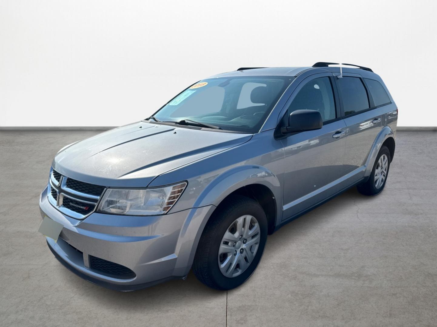 2018 Silver /Gray Dodge Journey SE (3C4PDCAB4JT) with an 2.4L L4 DOHC 16V engine, Automatic transmission, located at 16710 Clay Rd., Houston, TX, 77084, (281) 859-7900, 29.834864, -95.656166 - Photo#0