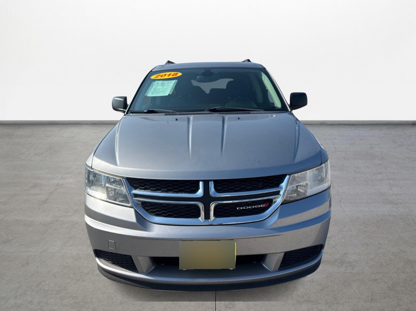 2018 Silver /Gray Dodge Journey SE (3C4PDCAB4JT) with an 2.4L L4 DOHC 16V engine, Automatic transmission, located at 16710 Clay Rd., Houston, TX, 77084, (281) 859-7900, 29.834864, -95.656166 - Photo#1