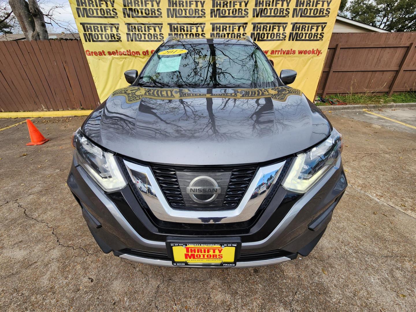 2017 Gray /Gray Nissan Rogue SL AWD (JN8AT2MV3HW) with an 2.5L L4 DOHC 16V engine, Automatic transmission, located at 16710 Clay Rd., Houston, TX, 77084, (281) 859-7900, 29.834864, -95.656166 - Photo#0