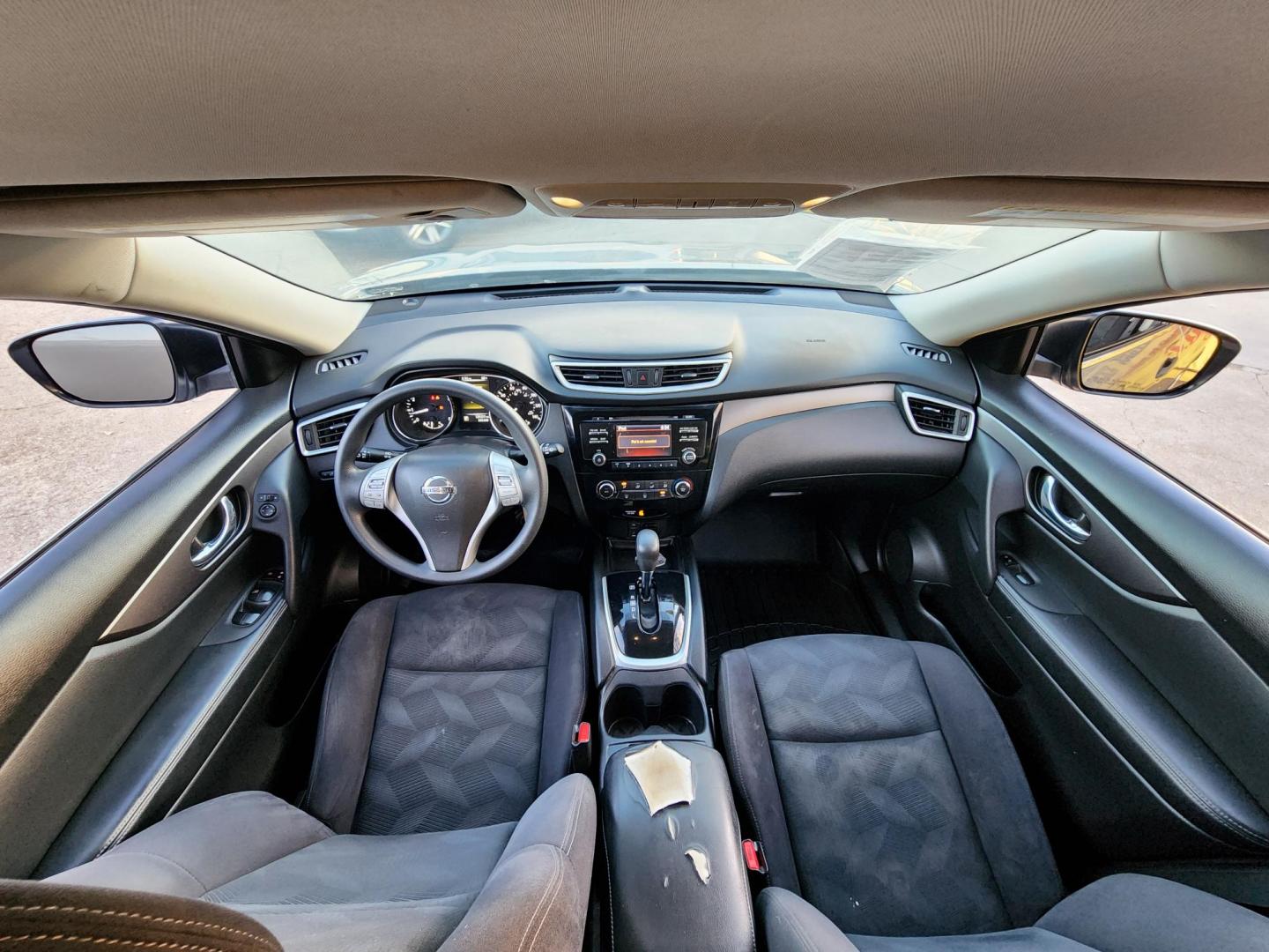 2016 Gray /Black Nissan Rogue S 2WD (JN8AT2MT9GW) with an 2.5L L4 DOHC 16V engine, Automatic transmission, located at 16710 Clay Rd., Houston, TX, 77084, (281) 859-7900, 29.834864, -95.656166 - Photo#12
