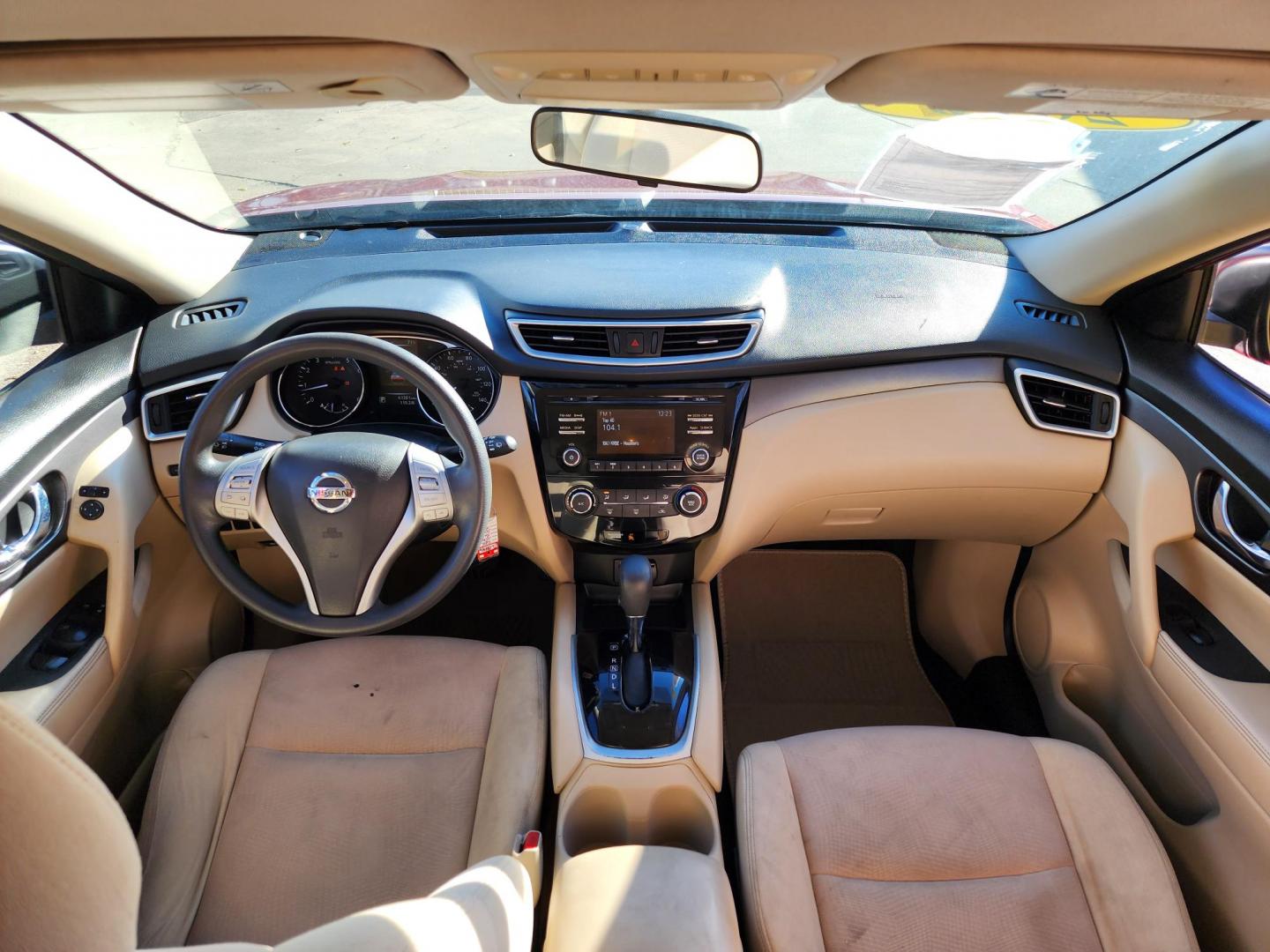 2016 Red /Beige Nissan Rogue S 2WD (JN8AT2MT5GW) with an 2.5L L4 DOHC 16V engine, Automatic transmission, located at 16710 Clay Rd., Houston, TX, 77084, (281) 859-7900, 29.834864, -95.656166 - Photo#8