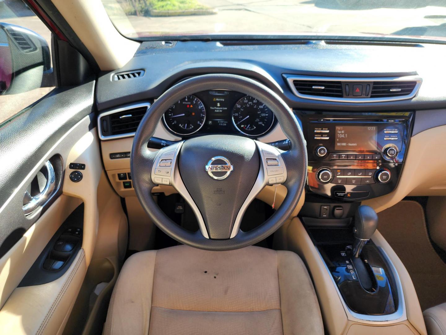 2016 Red /Beige Nissan Rogue S 2WD (JN8AT2MT5GW) with an 2.5L L4 DOHC 16V engine, Automatic transmission, located at 16710 Clay Rd., Houston, TX, 77084, (281) 859-7900, 29.834864, -95.656166 - Photo#7