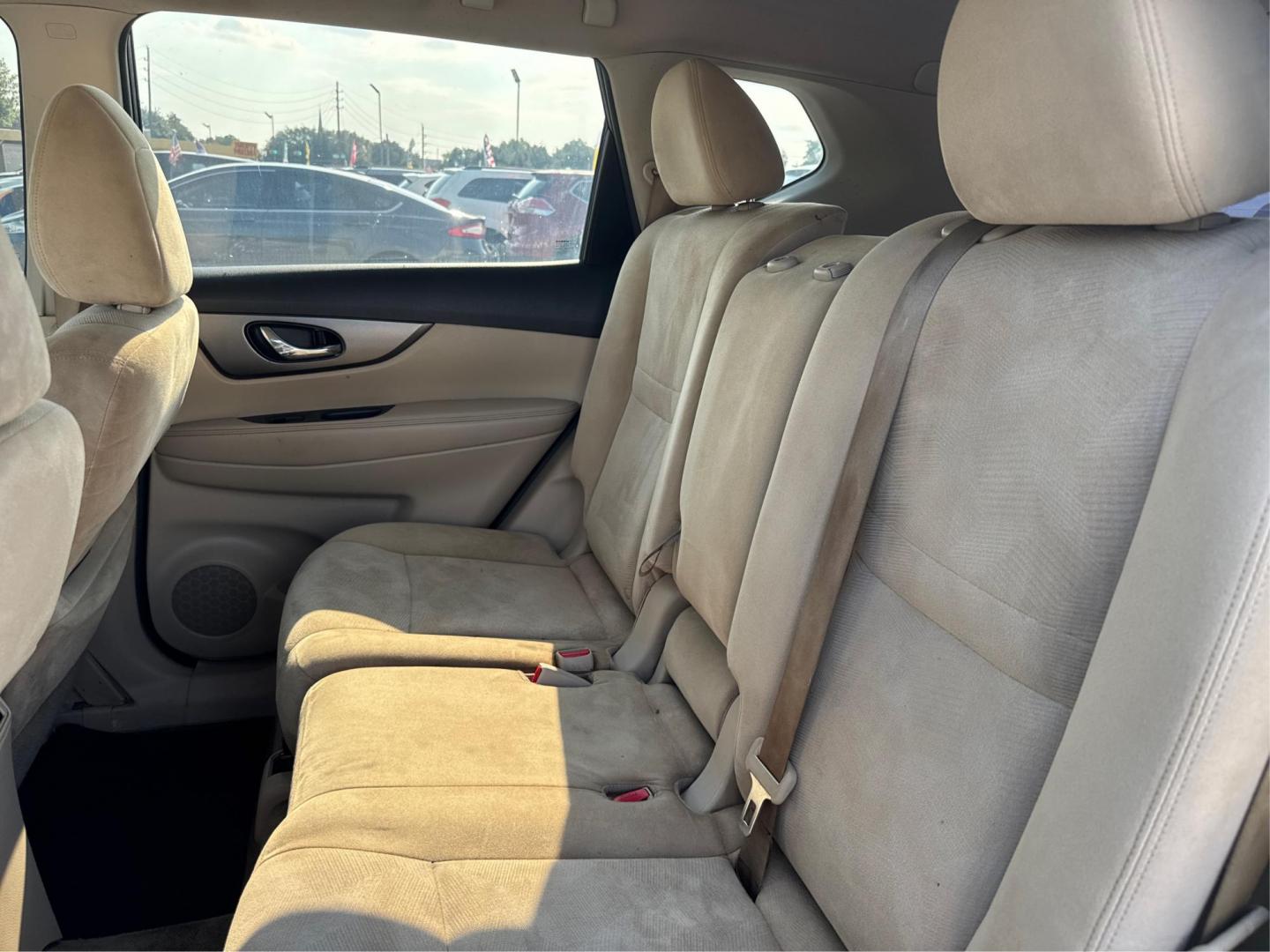 2016 Red /Beige Nissan Rogue S 2WD (JN8AT2MT5GW) with an 2.5L L4 DOHC 16V engine, Automatic transmission, located at 16710 Clay Rd., Houston, TX, 77084, (281) 859-7900, 29.834864, -95.656166 - Photo#9