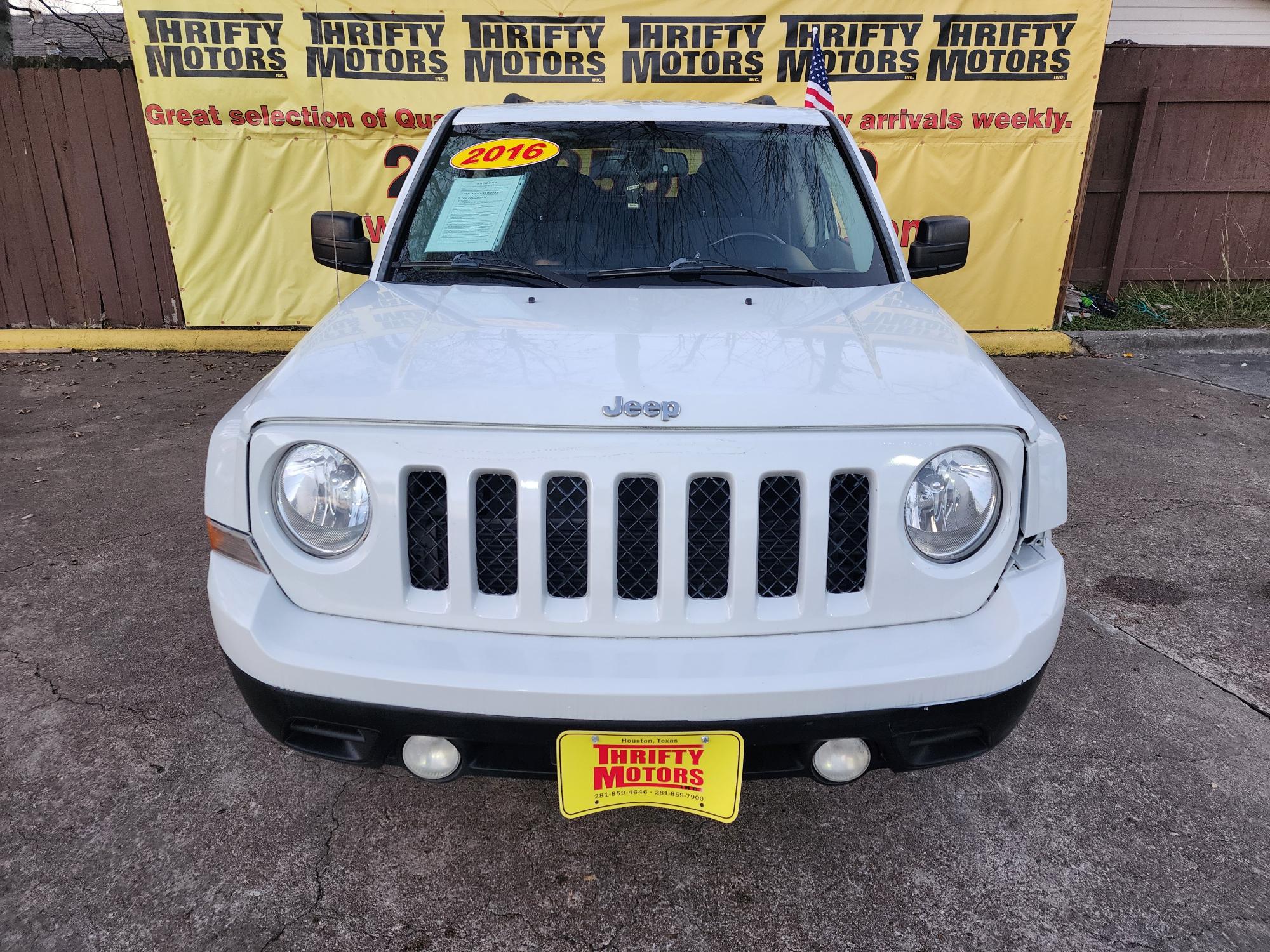 photo of 2016 Jeep Patriot Latitude 2WD