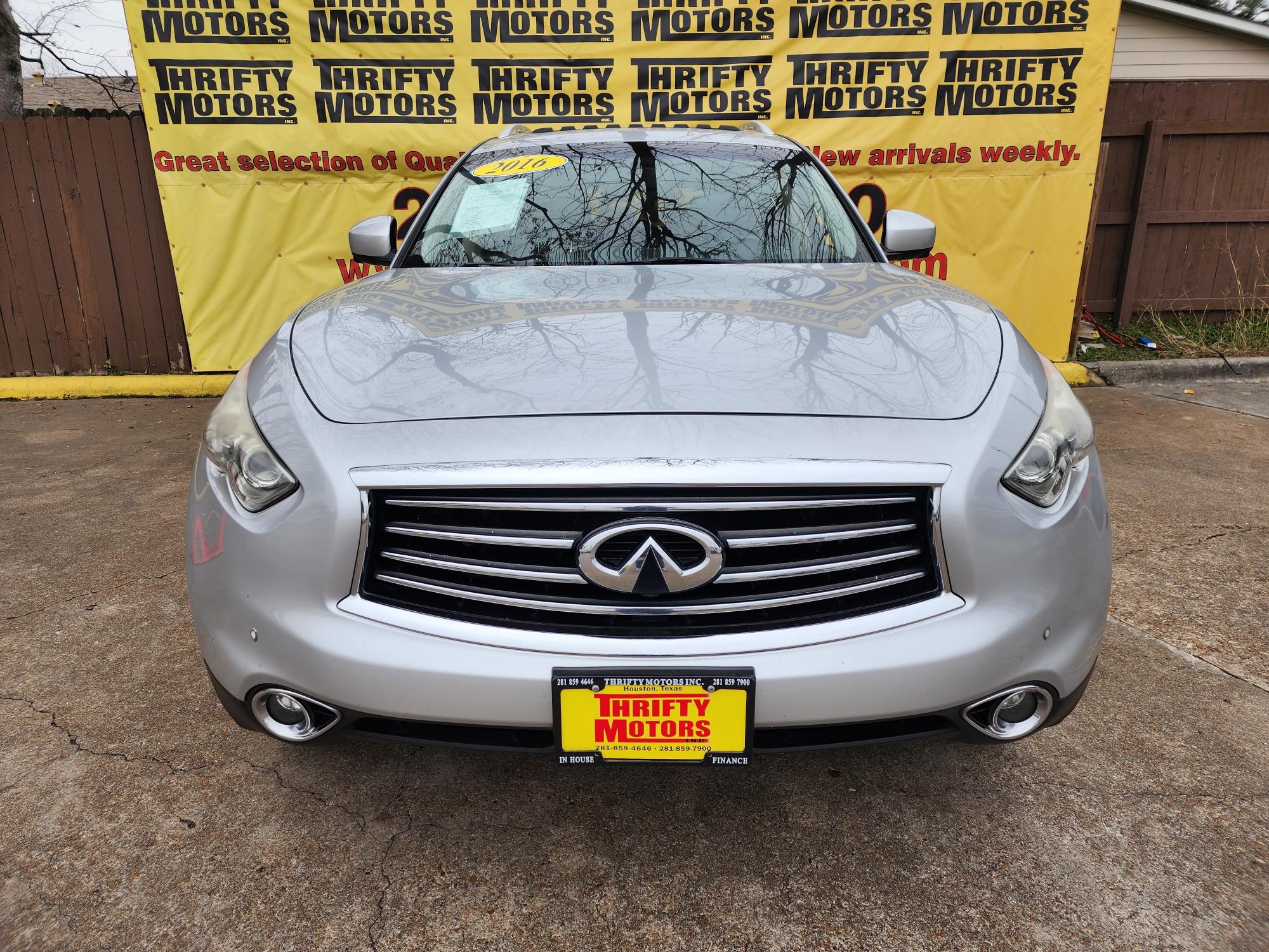 photo of 2016 Infiniti QX70 Base