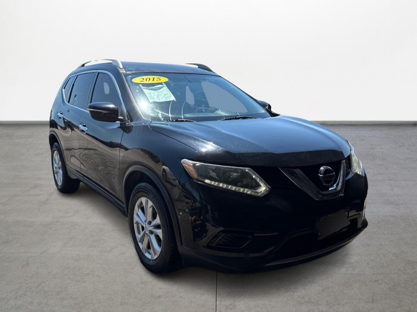 2015 Nissan Rogue S AWD (5N1AT2MK9FC) with an 2.5L L4 DOHC 16V engine, Continuously Variable Transmission transmission, located at 16710 Clay Rd., Houston, TX, 77084, (281) 859-7900, 29.834864, -95.656166 - Photo#11