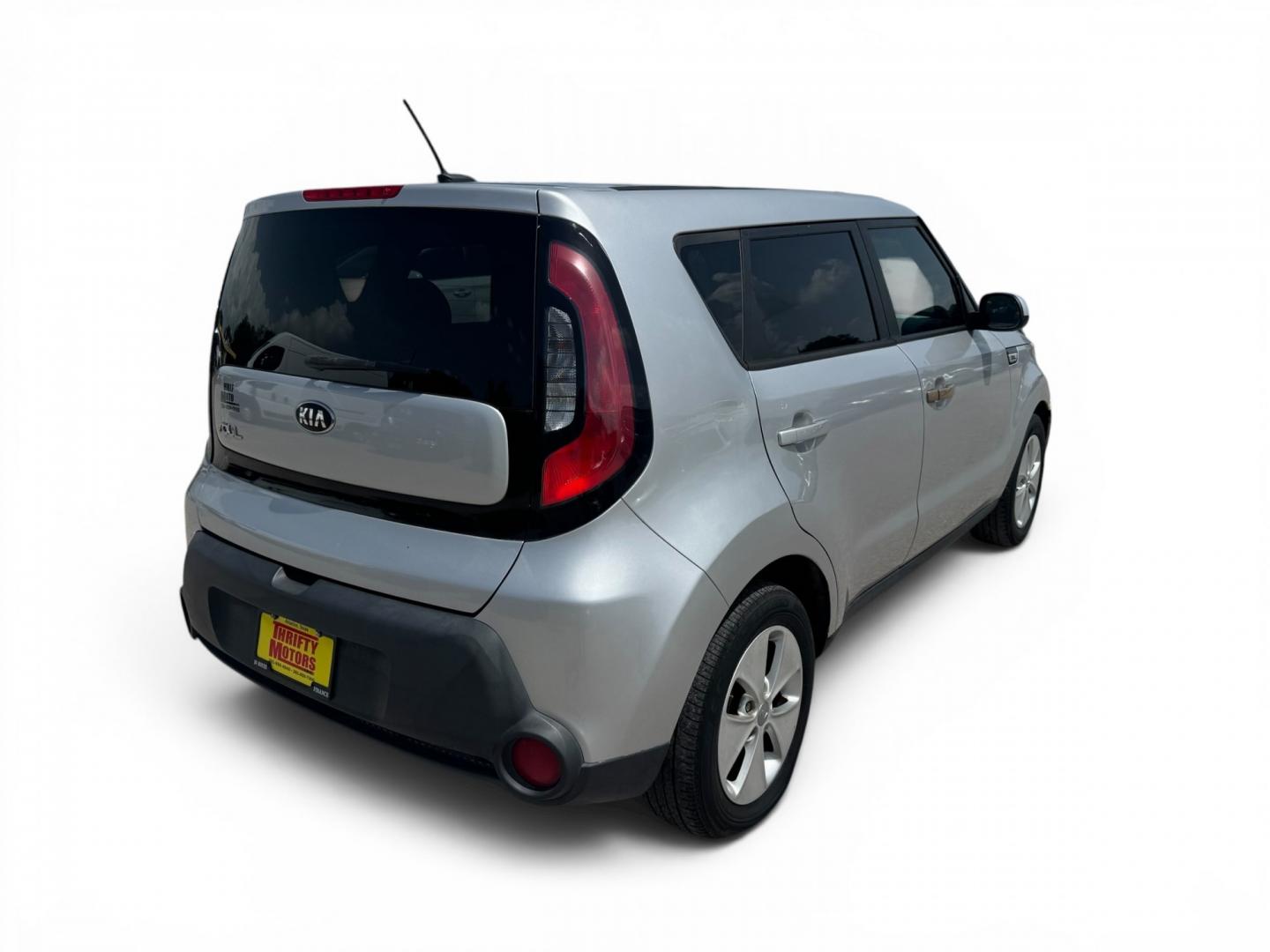 2016 Silver /Black Kia Soul Base 6A (KNDJN2A26G7) with an 1.6L L4 DOHC 16V engine, Automatic 6-Speed transmission, located at 16710 Clay Rd., Houston, TX, 77084, (281) 859-7900, 29.834864, -95.656166- Photo#7