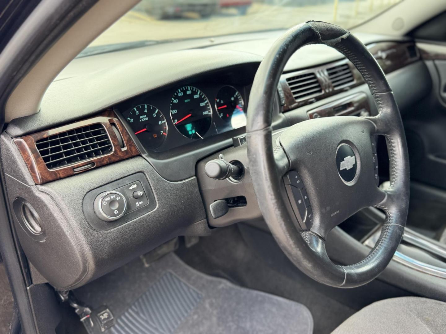2013 Black /gray Chevrolet Impala LT (Fleet) (2G1WG5E30D1) with an 3.6L V6 DOHC 16V FFV engine, 6-Speed Automatic transmission, located at 16710 Clay Rd., Houston, TX, 77084, (281) 859-7900, 29.834864, -95.656166 - Photo#10