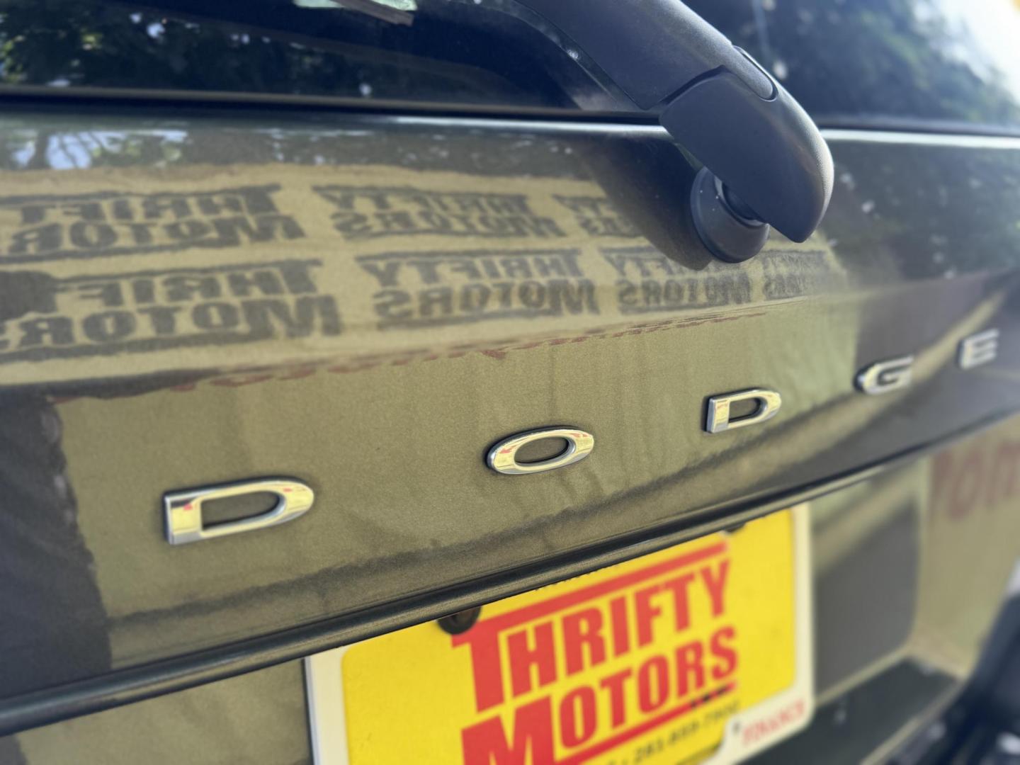 2018 Gray /gray Dodge Journey SE (3C4PDCAB7JT) with an 2.4L L4 DOHC 16V engine, Automatic transmission, located at 16710 Clay Rd., Houston, TX, 77084, (281) 859-7900, 29.834864, -95.656166 - Photo#5