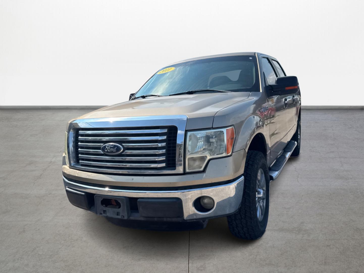2011 Beige /gray Ford F-150 FX2 SuperCrew 5.5-ft. Bed 2WD (1FTFW1CF6BF) with an 5.0L V8 engine, Automatic transmission, located at 16710 Clay Rd., Houston, TX, 77084, (281) 859-7900, 29.834864, -95.656166 - Photo#3