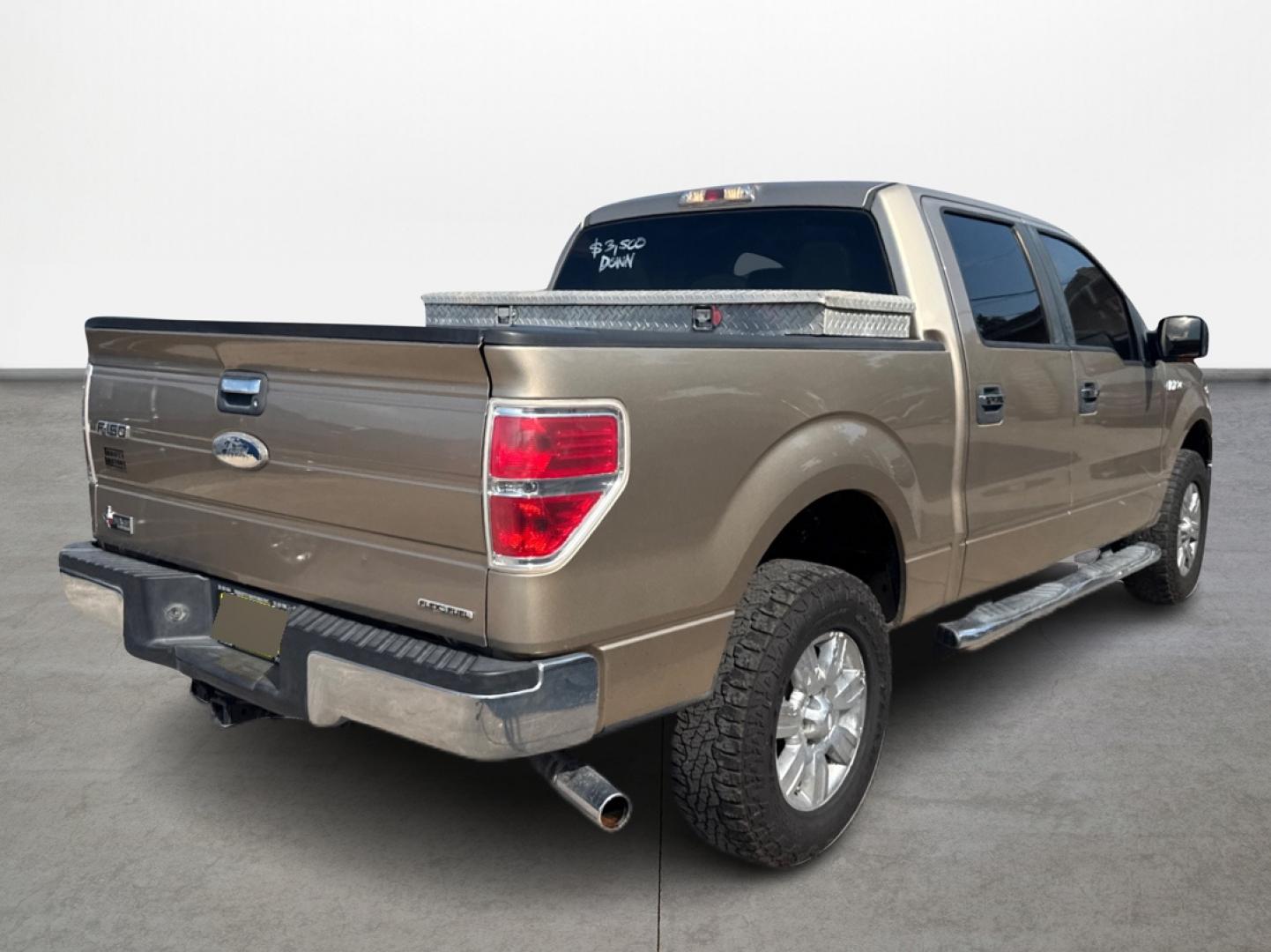 2011 Beige /gray Ford F-150 FX2 SuperCrew 5.5-ft. Bed 2WD (1FTFW1CF6BF) with an 5.0L V8 engine, Automatic transmission, located at 16710 Clay Rd., Houston, TX, 77084, (281) 859-7900, 29.834864, -95.656166 - Photo#4