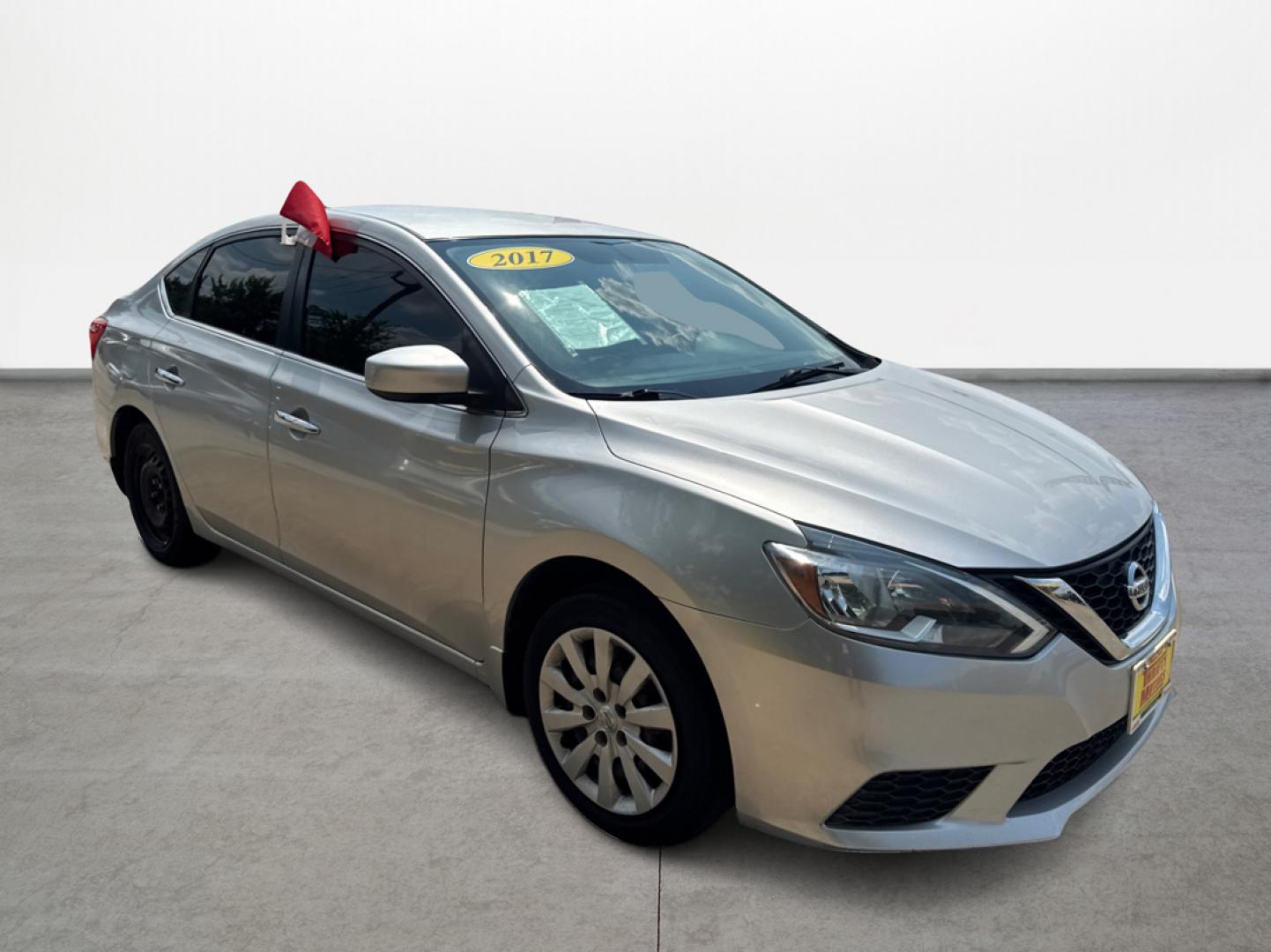2017 Silver /Gray Nissan Sentra S 6MT (3N1AB7AP3HY) with an 1.8L L4 SFI DOHC 16V engine, Automatic transmission, located at 16710 Clay Rd., Houston, TX, 77084, (281) 859-7900, 29.834864, -95.656166 - Photo#2