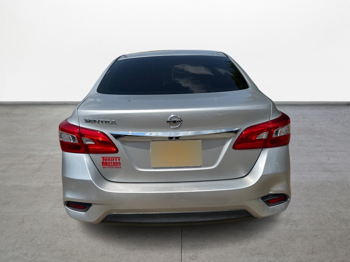 2017 Silver /Gray Nissan Sentra S 6MT (3N1AB7AP3HY) with an 1.8L L4 SFI DOHC 16V engine, Automatic transmission, located at 16710 Clay Rd., Houston, TX, 77084, (281) 859-7900, 29.834864, -95.656166 - Photo#5