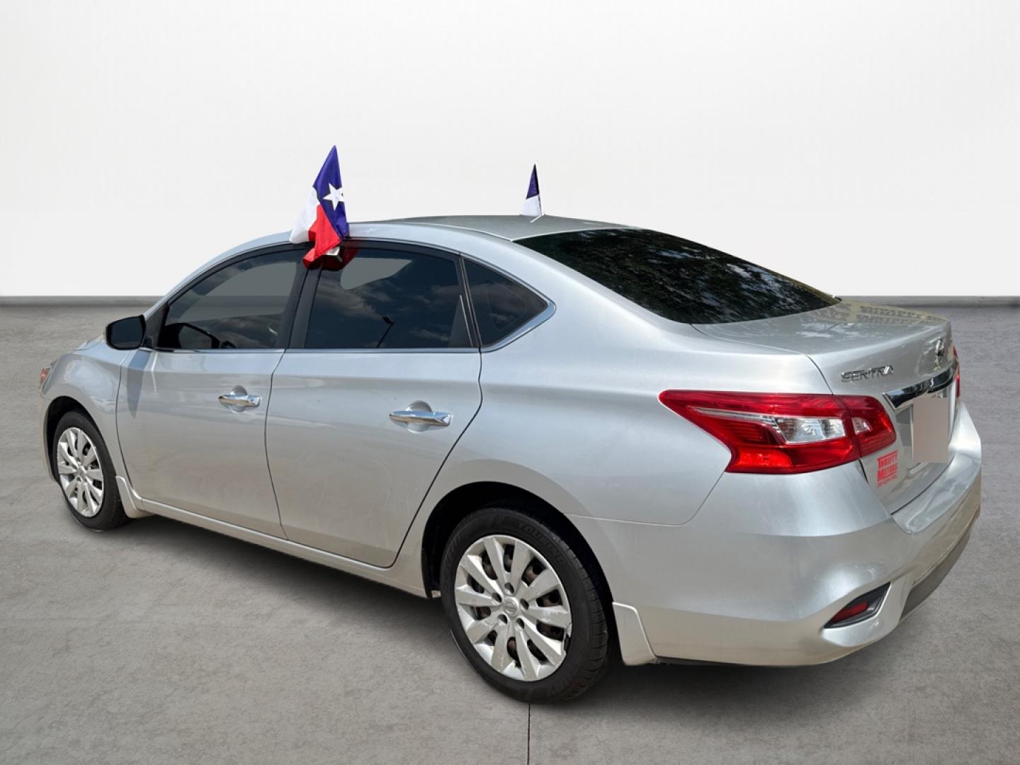 2017 Silver /Gray Nissan Sentra S 6MT (3N1AB7AP3HY) with an 1.8L L4 SFI DOHC 16V engine, Automatic transmission, located at 16710 Clay Rd., Houston, TX, 77084, (281) 859-7900, 29.834864, -95.656166 - Photo#6