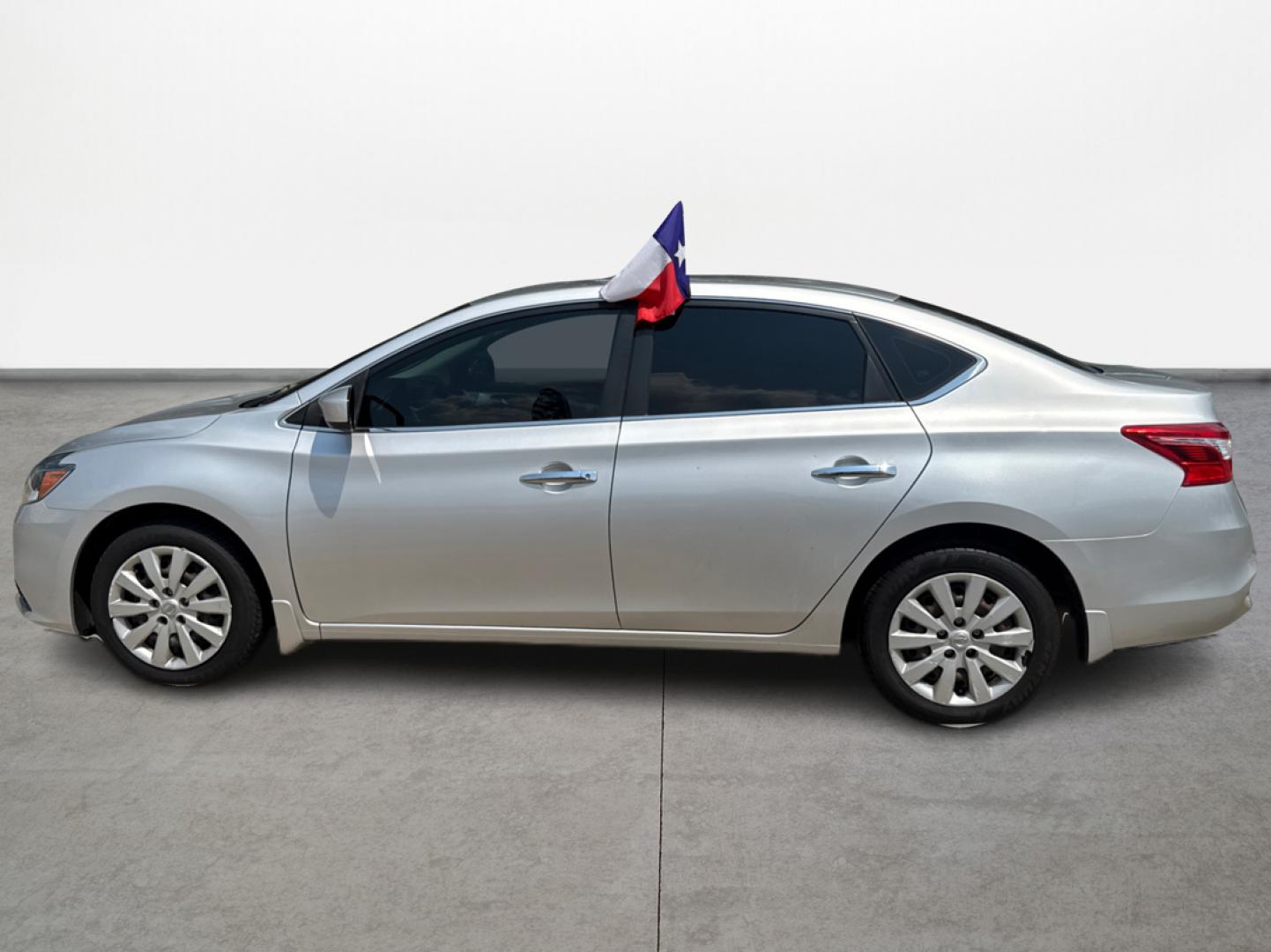 2017 Silver /Gray Nissan Sentra S 6MT (3N1AB7AP3HY) with an 1.8L L4 SFI DOHC 16V engine, Automatic transmission, located at 16710 Clay Rd., Houston, TX, 77084, (281) 859-7900, 29.834864, -95.656166 - Photo#7
