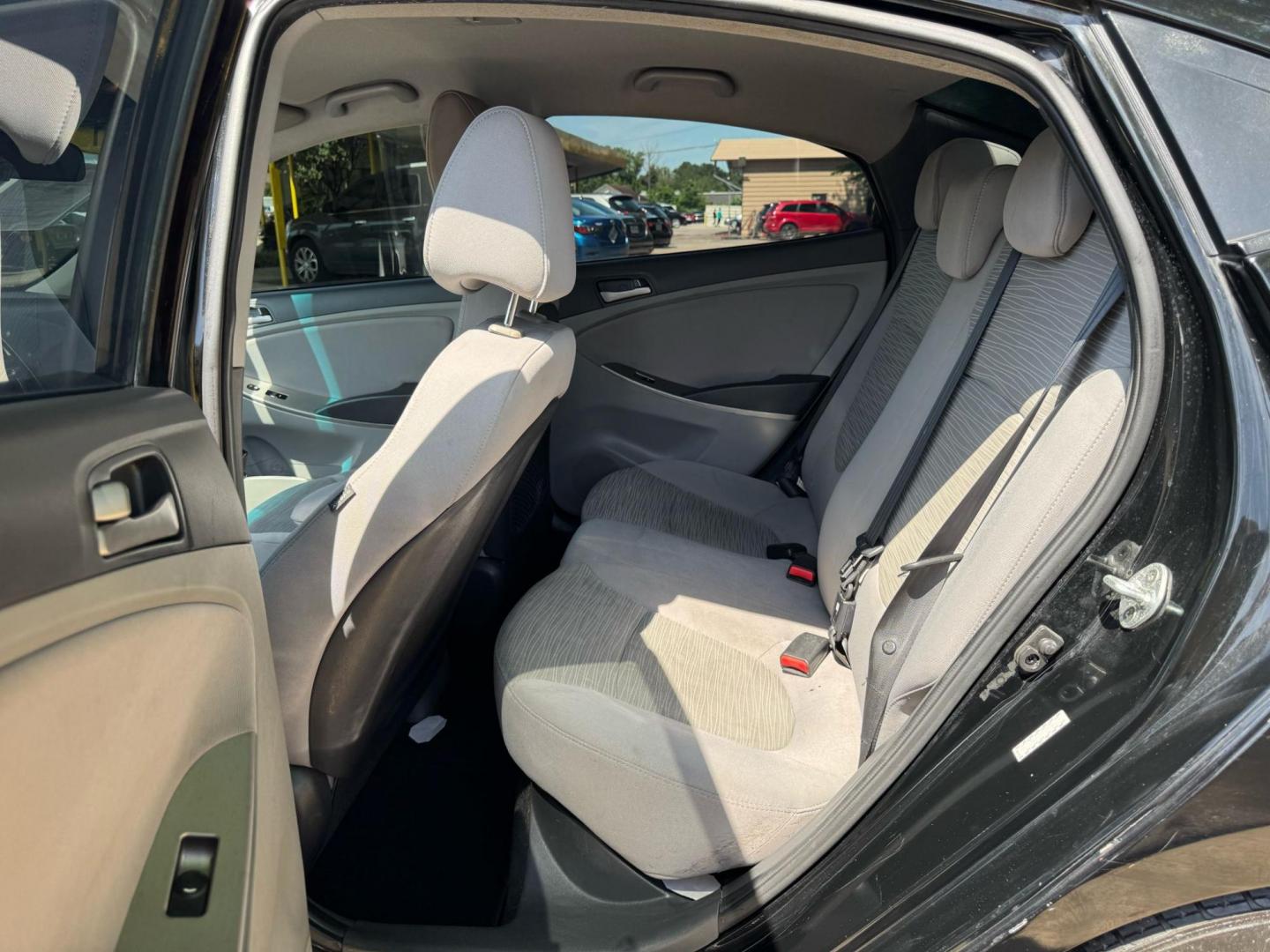 2017 Hyundai Accent SE 4-Door 6M (KMHCT4AE2HU) with an 1.6L L4 DOHC 16V engine, 6M transmission, located at 16710 Clay Rd., Houston, TX, 77084, (281) 859-7900, 29.834864, -95.656166 - Photo#1