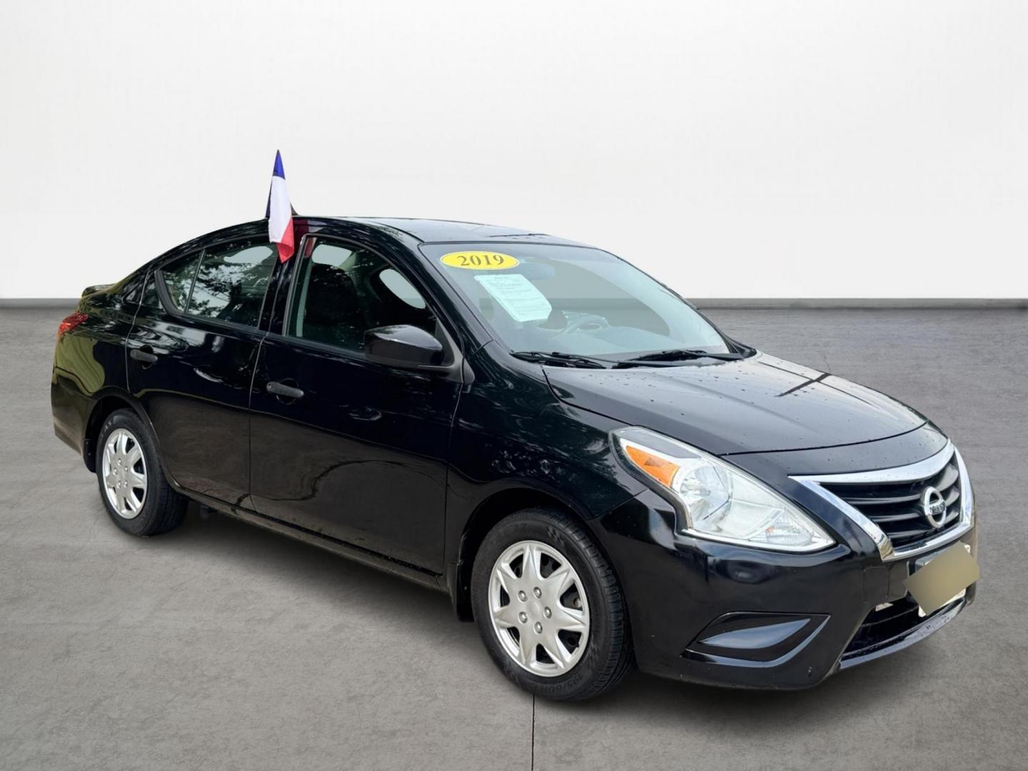 2019 Black /Black Nissan Versa 1.6 SV Sedan (3N1CN7AP5KL) with an 1.6L L4 DOHC 16V engine, CVT transmission, located at 16710 Clay Rd., Houston, TX, 77084, (281) 859-7900, 29.834864, -95.656166 - Photo#2