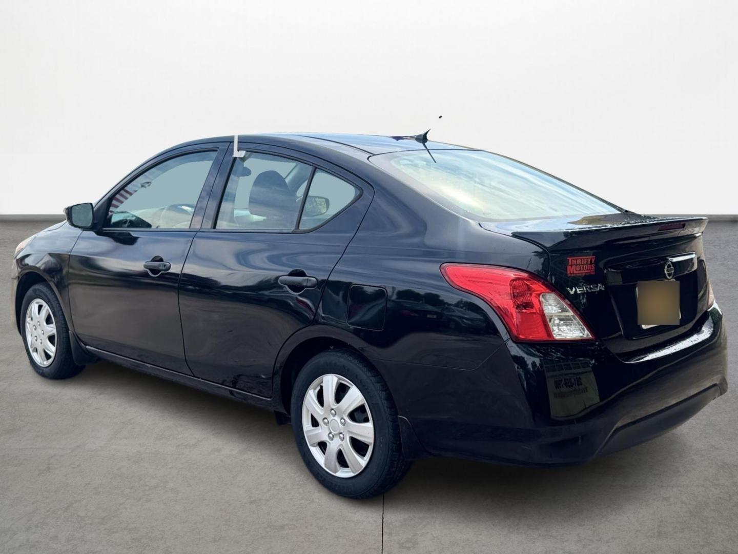 2019 Black /Black Nissan Versa 1.6 SV Sedan (3N1CN7AP5KL) with an 1.6L L4 DOHC 16V engine, CVT transmission, located at 16710 Clay Rd., Houston, TX, 77084, (281) 859-7900, 29.834864, -95.656166 - Photo#5