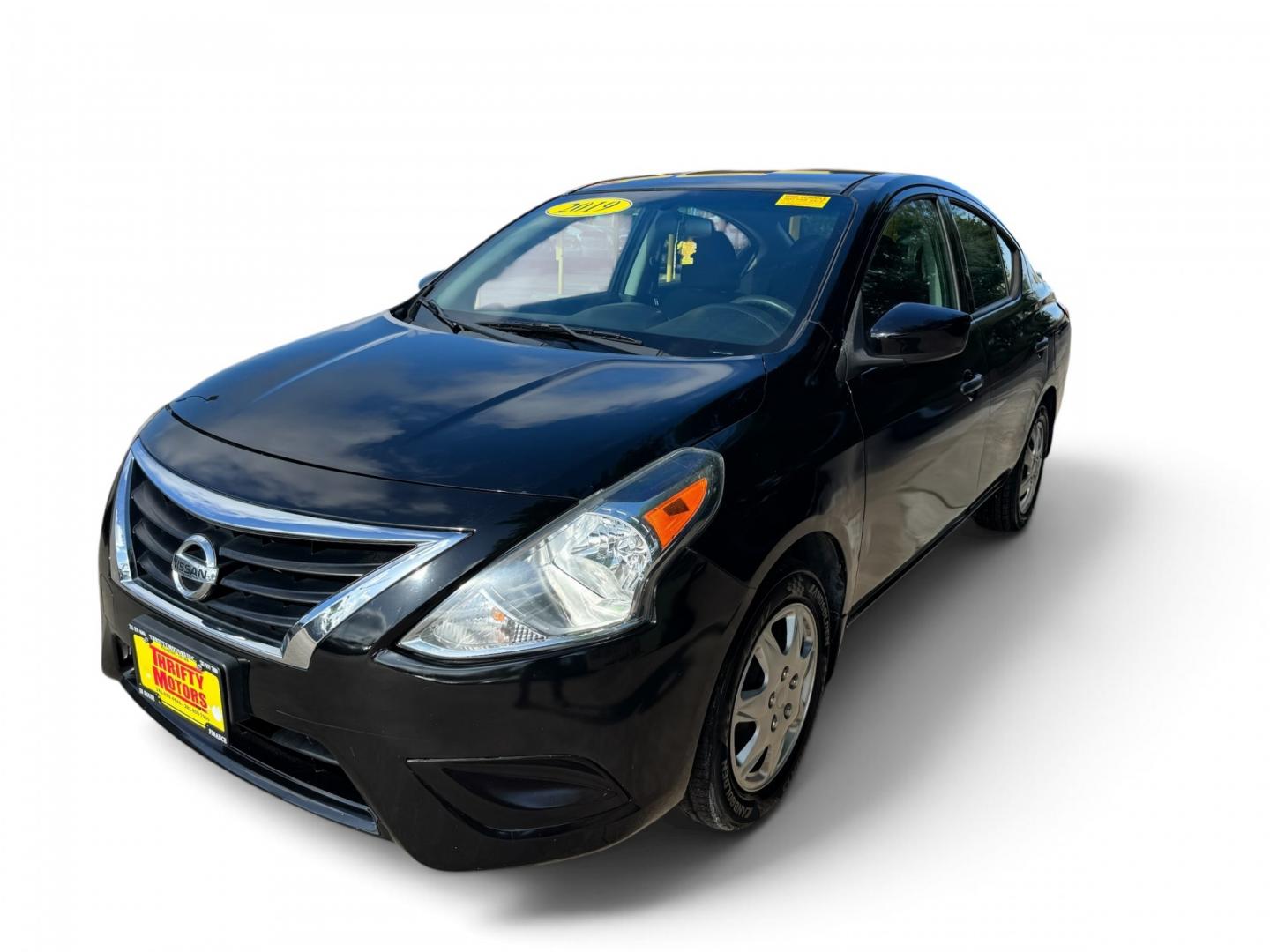 2019 Black /Black Nissan Versa 1.6 SV Sedan (3N1CN7AP5KL) with an 1.6L L4 DOHC 16V engine, CVT transmission, located at 16710 Clay Rd., Houston, TX, 77084, (281) 859-7900, 29.834864, -95.656166- Photo#1