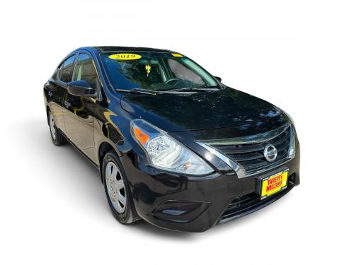2019 Nissan Versa 1.6 SV Sedan
