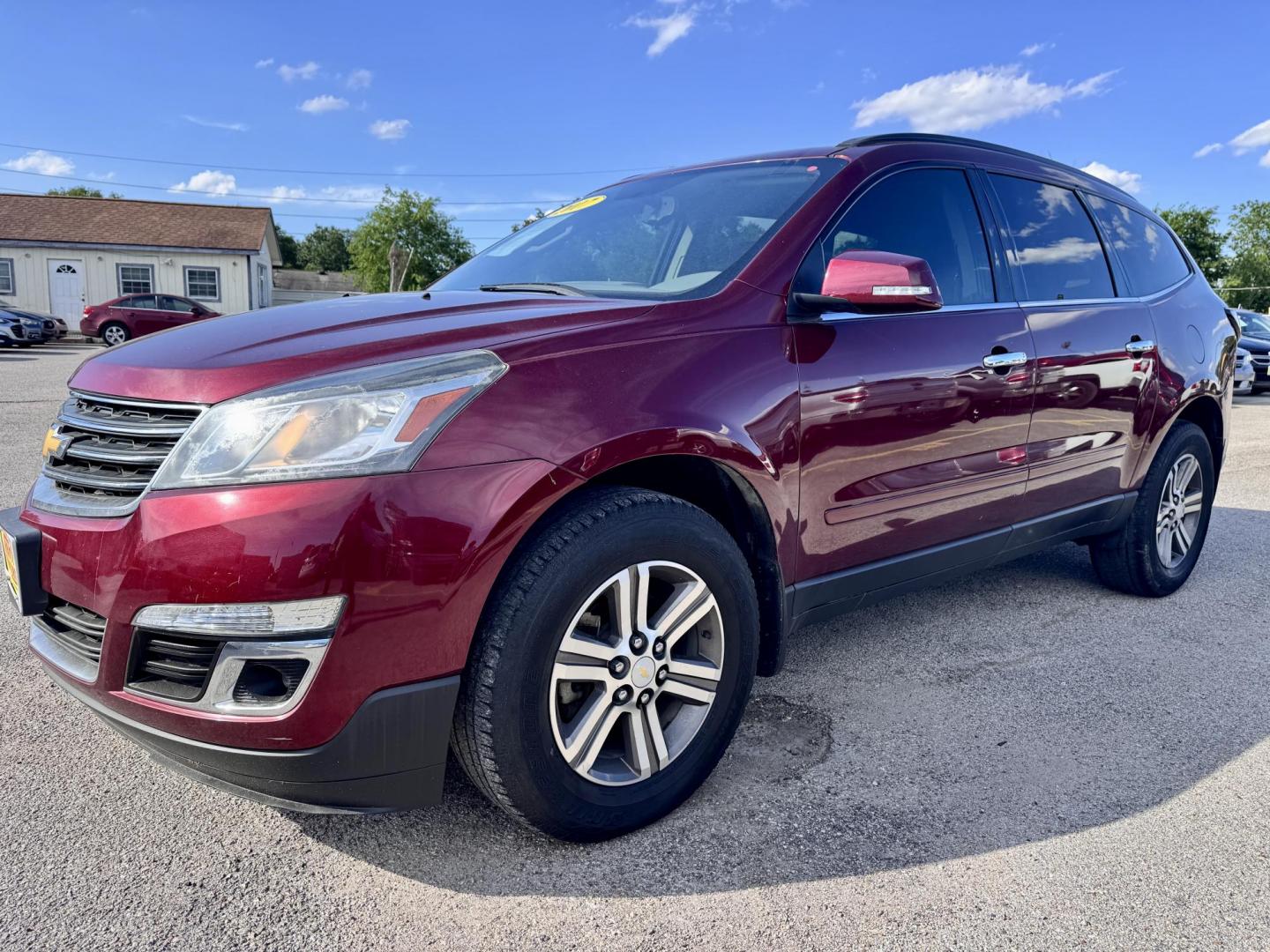 2017 Red /Gray Chevrolet Traverse 1LT FWD (1GNKRGKD7HJ) with an 3.6L V6 DOHC 24V engine, 6A transmission, located at 16710 Clay Rd., Houston, TX, 77084, (281) 859-7900, 29.834864, -95.656166 - Photo#5