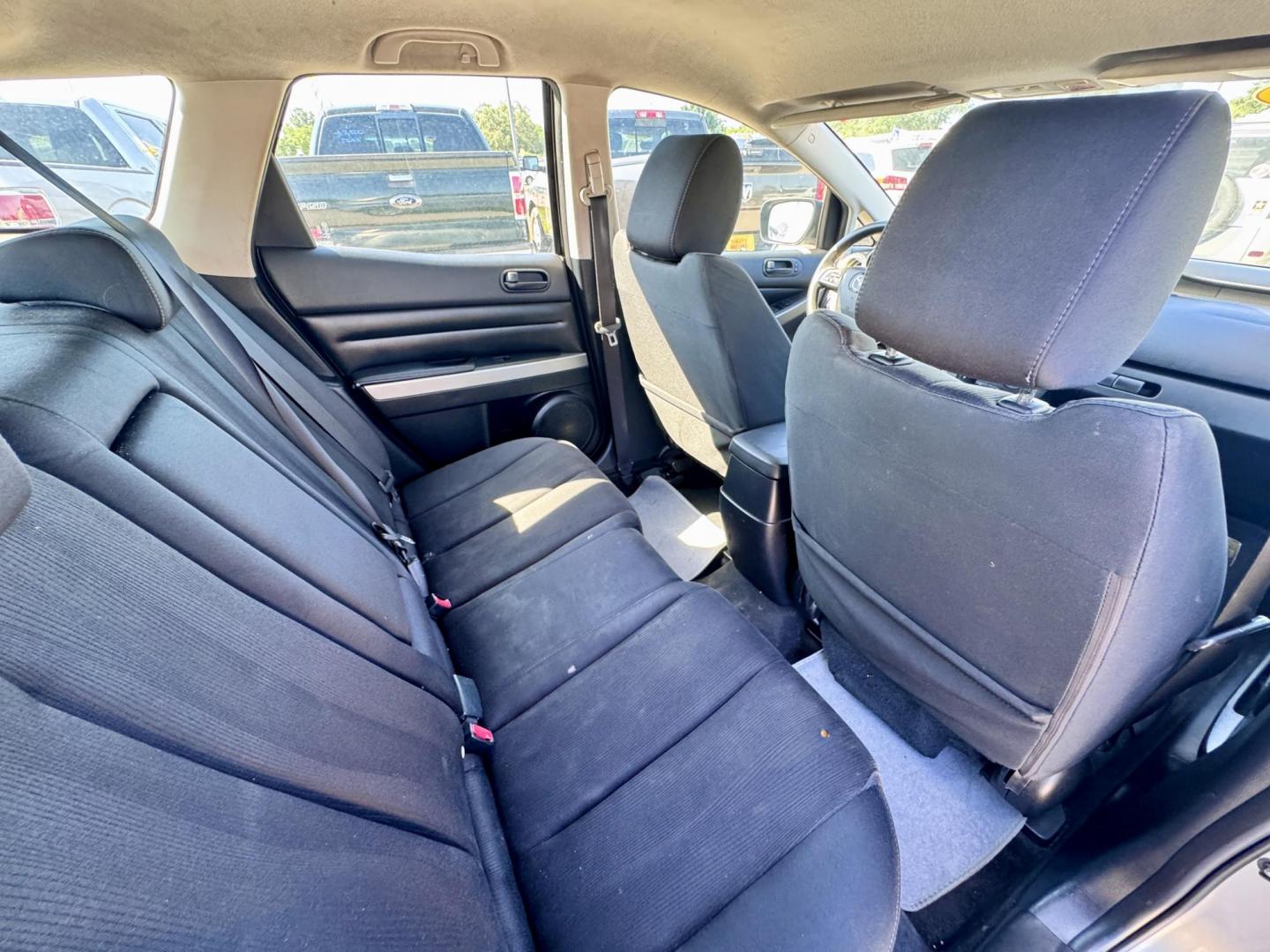 2010 Acura MDX Tech Package (2HNYD2H68AH) with an 3.5L V6 SOHC 24V engine, 6-Speed Automatic transmission, located at 16710 Clay Rd., Houston, TX, 77084, (281) 859-7900, 29.834864, -95.656166 - Photo#8