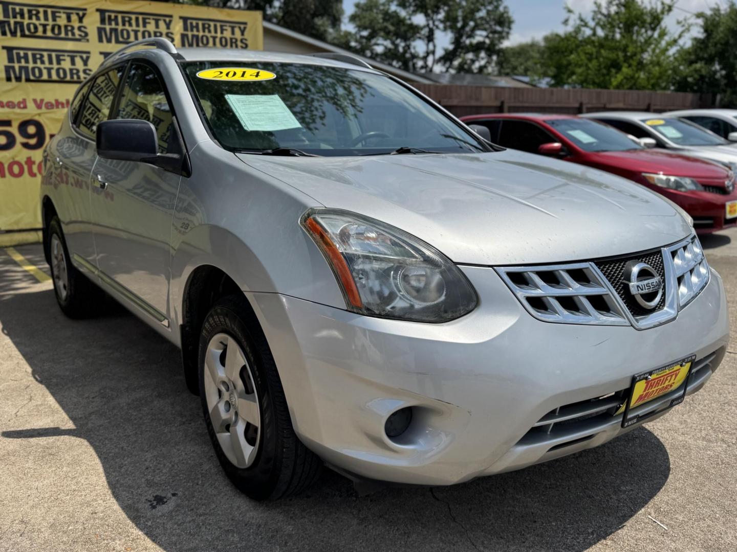 2014 Silver /Silver Nissan Rogue S 2WD (JN8AS5MT2EW) with an 2.5L L4 DOHC 16V engine, Continuously Variable Transmission transmission, located at 16710 Clay Rd., Houston, TX, 77084, (281) 859-7900, 29.834864, -95.656166 - Photo#2